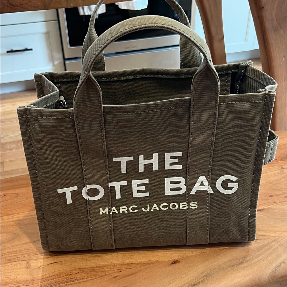 Marc Jacobs Khaki Canvas Tote Bag Medium